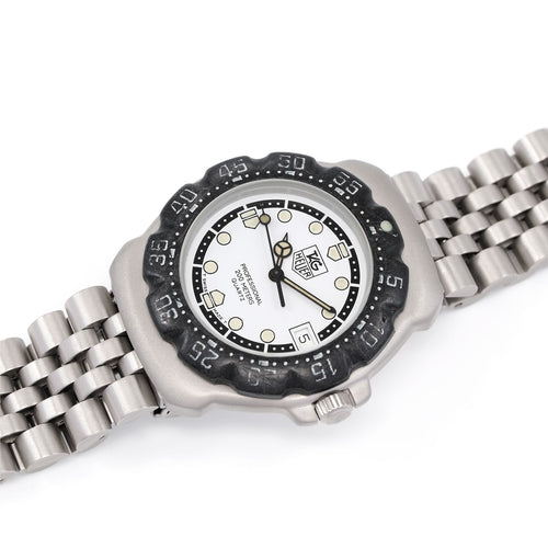 TAG Heuer Formula 1 WA1218 White and Black Dial Mid Size watch