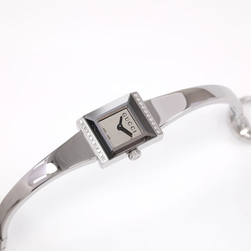 Gucci G-Frame YA128504 Ladies Mirror Dial Square bangle watch