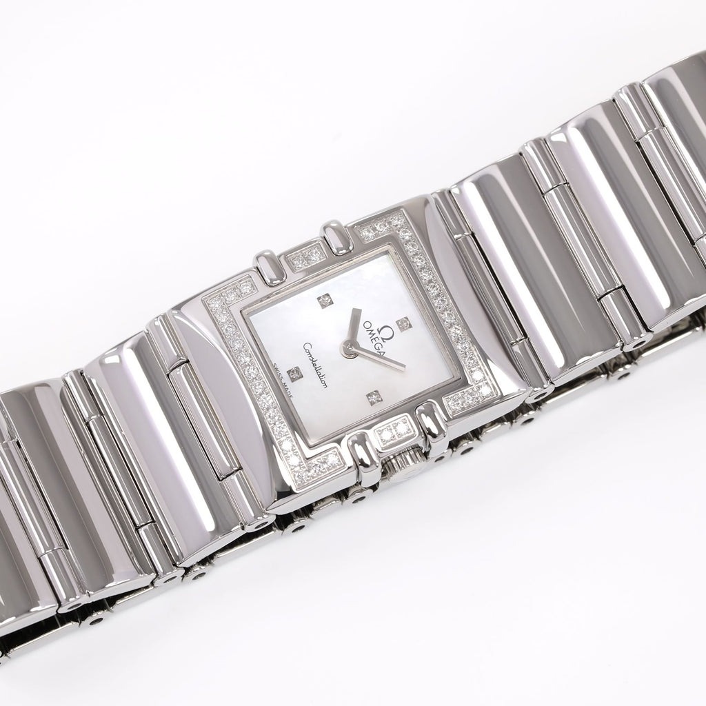 Omega Constellation Quadra 1528.76.00 White Mother of Pearl Diamond bezel
