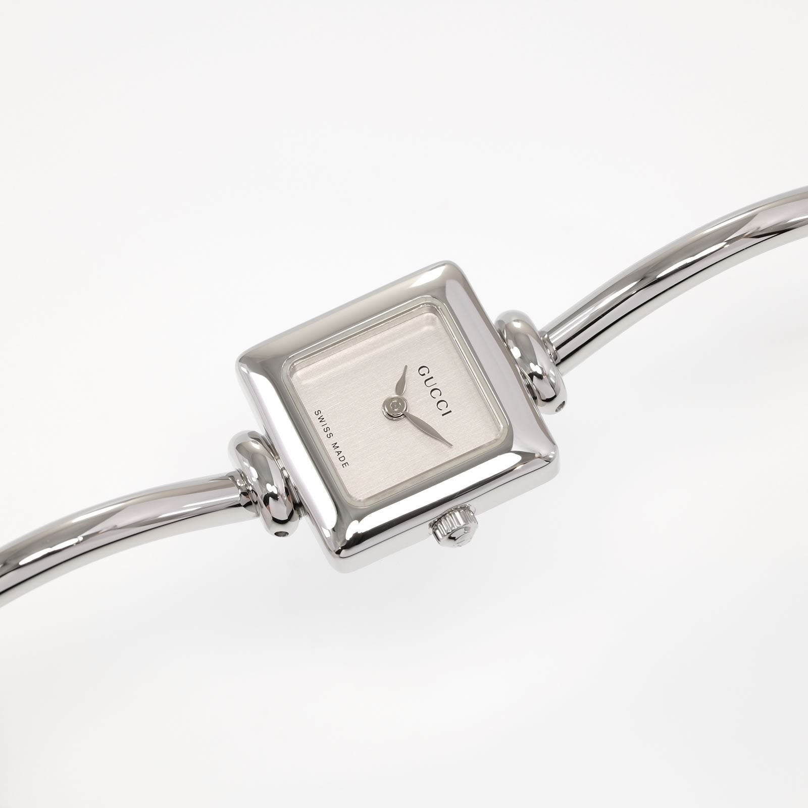 Gucci 1900L Silver Dial Square Bangle Ladies Quartz Watch