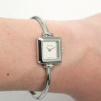 Gucci 1900L Silver Dial on the wrist