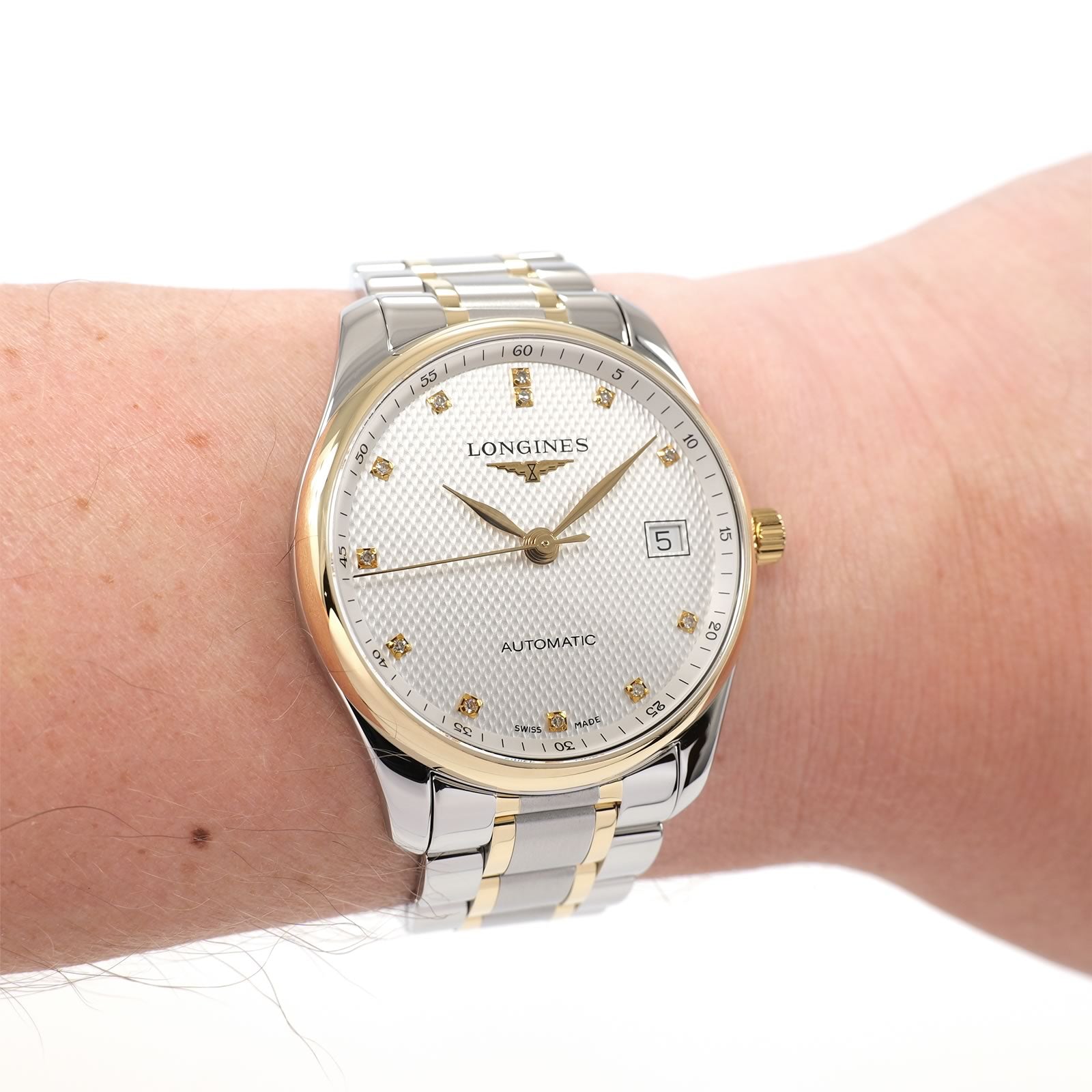 Longines Master Collection L2.518.5 Silver dial with 18k gold on the wrist