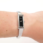 Gucci 1500L Black Dial on the wrist