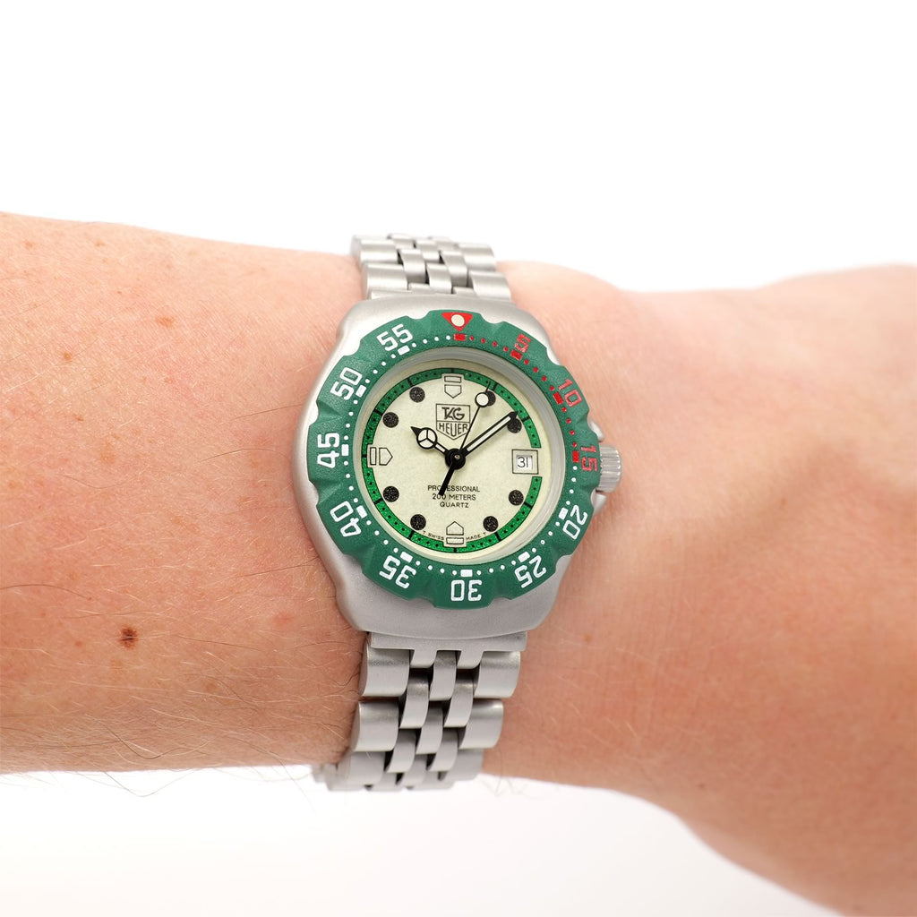 TAG Heuer Formula 1 Ladies 372.508 Luminous Green on the wrist