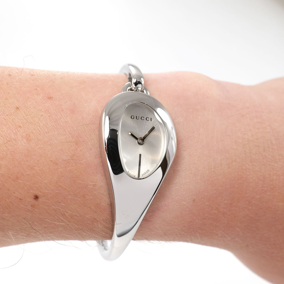 Gucci Horsebit 103 Silver Sunburst Dial bangle ladies watch on the wrist