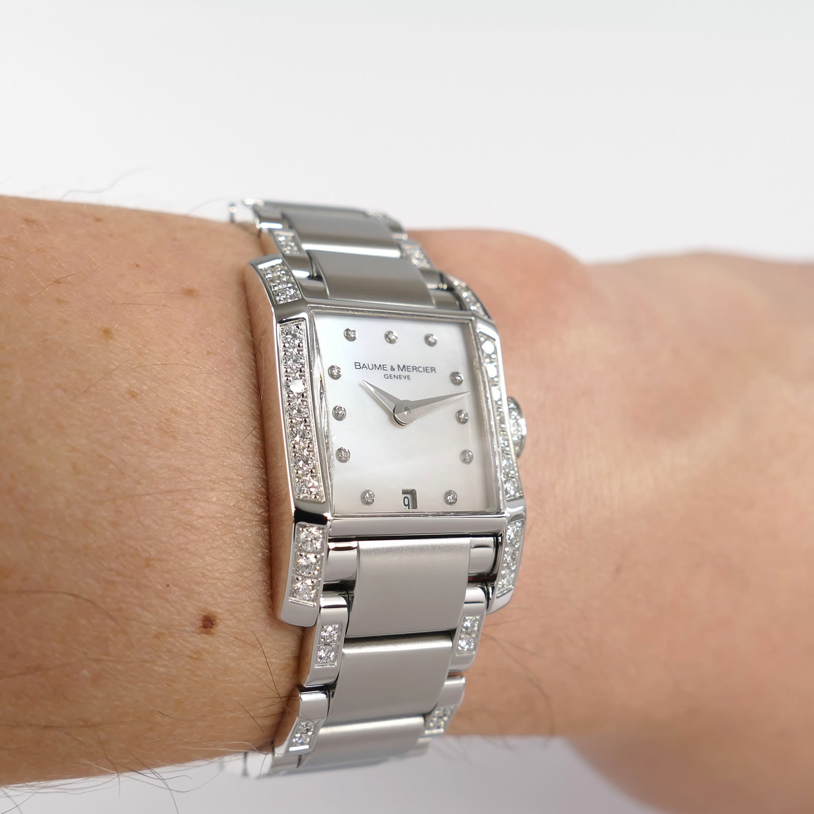 Baume & Mercier Hampton 65522 on the wrist