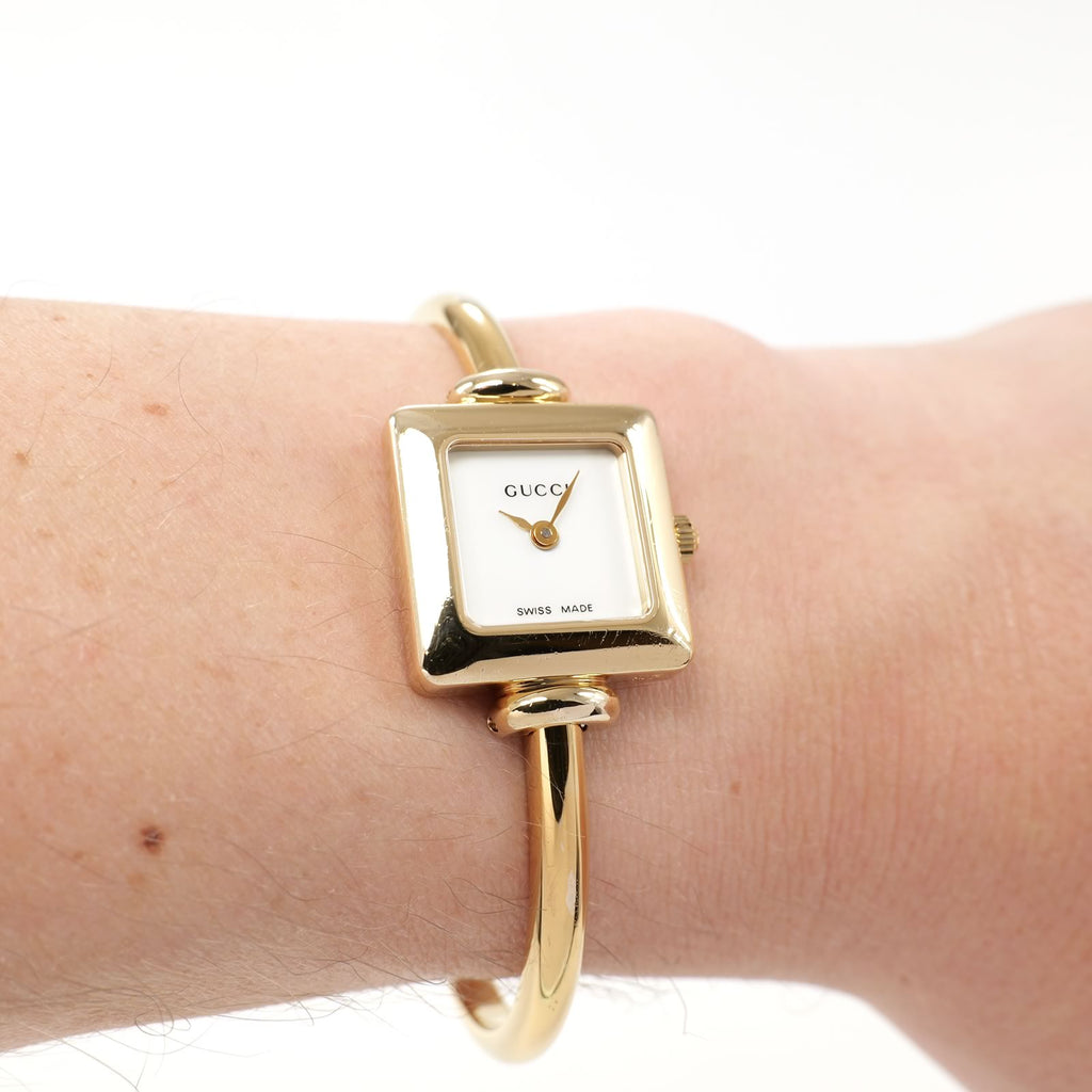 Gucci 1900L Square White Dial all 18k Gold Plated on the wrist