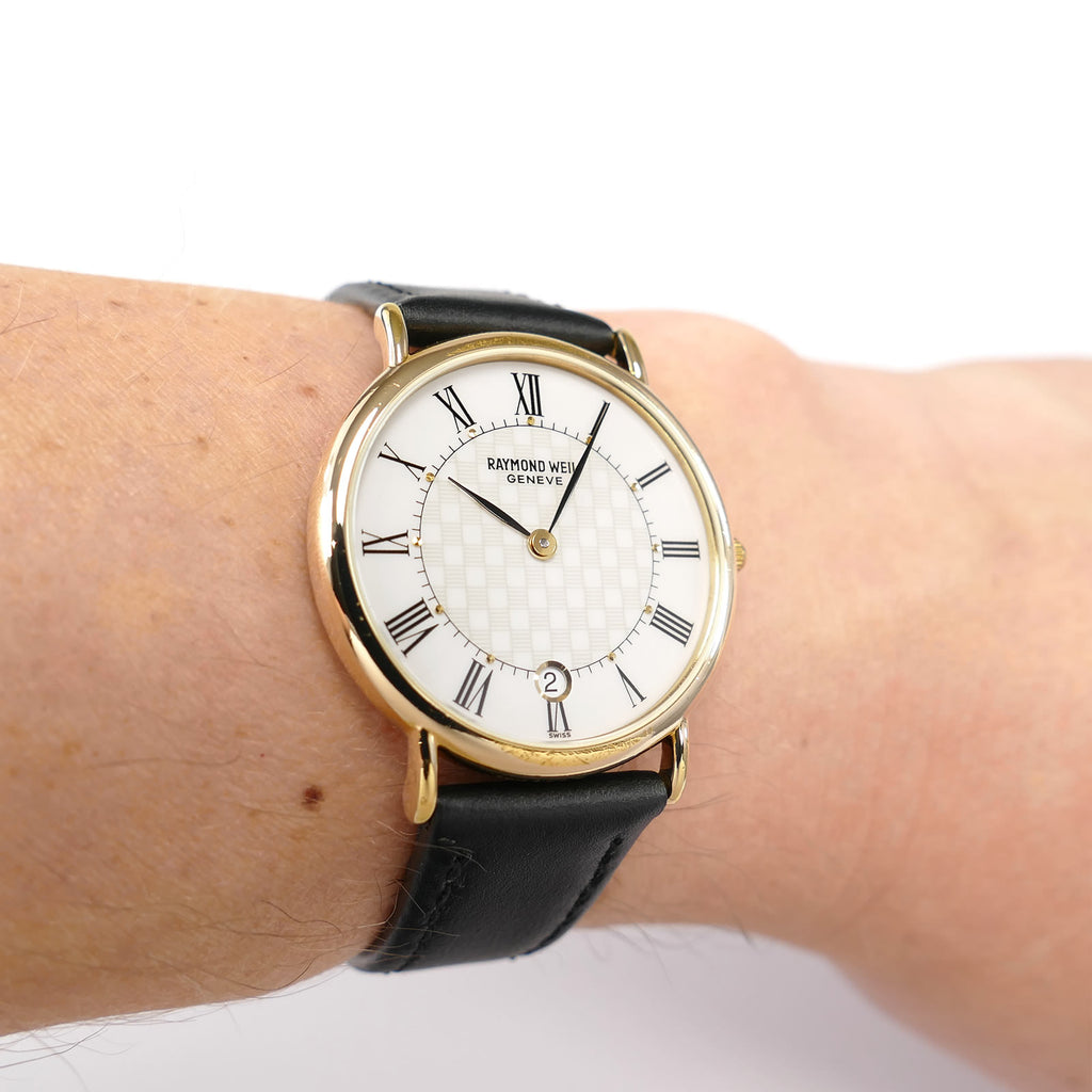 Raymond Weil 9124 on the wrist