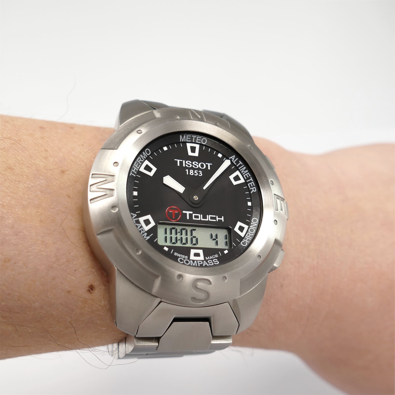 Tissot T-Touch Z252/352 on the wrist
