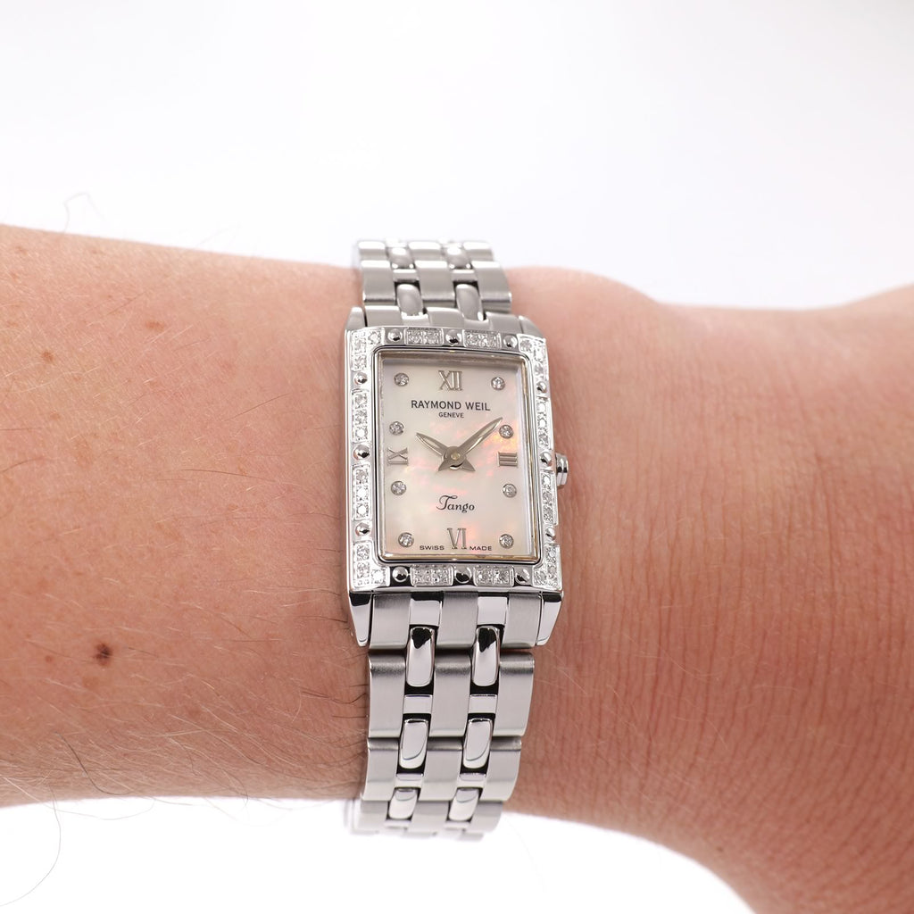 Raymond Weil Tango 5971 Ladies 18mm Mother of Pearl & 40 Diamonds