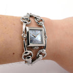 Gucci Signoria 116.5 on the wrist YA116502