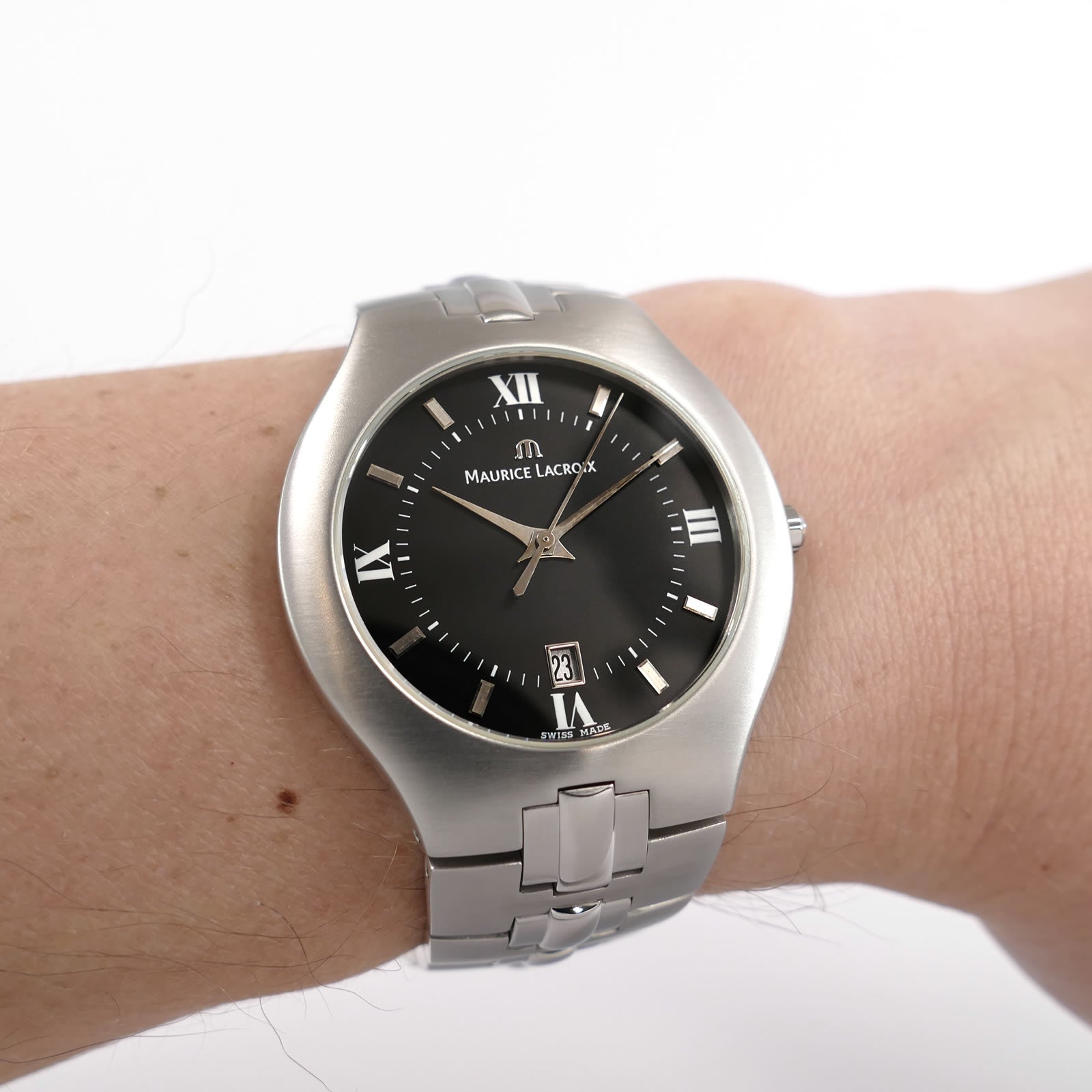 Maurice Lacroix Miros Coussin 69852 Black Dial on the wrist