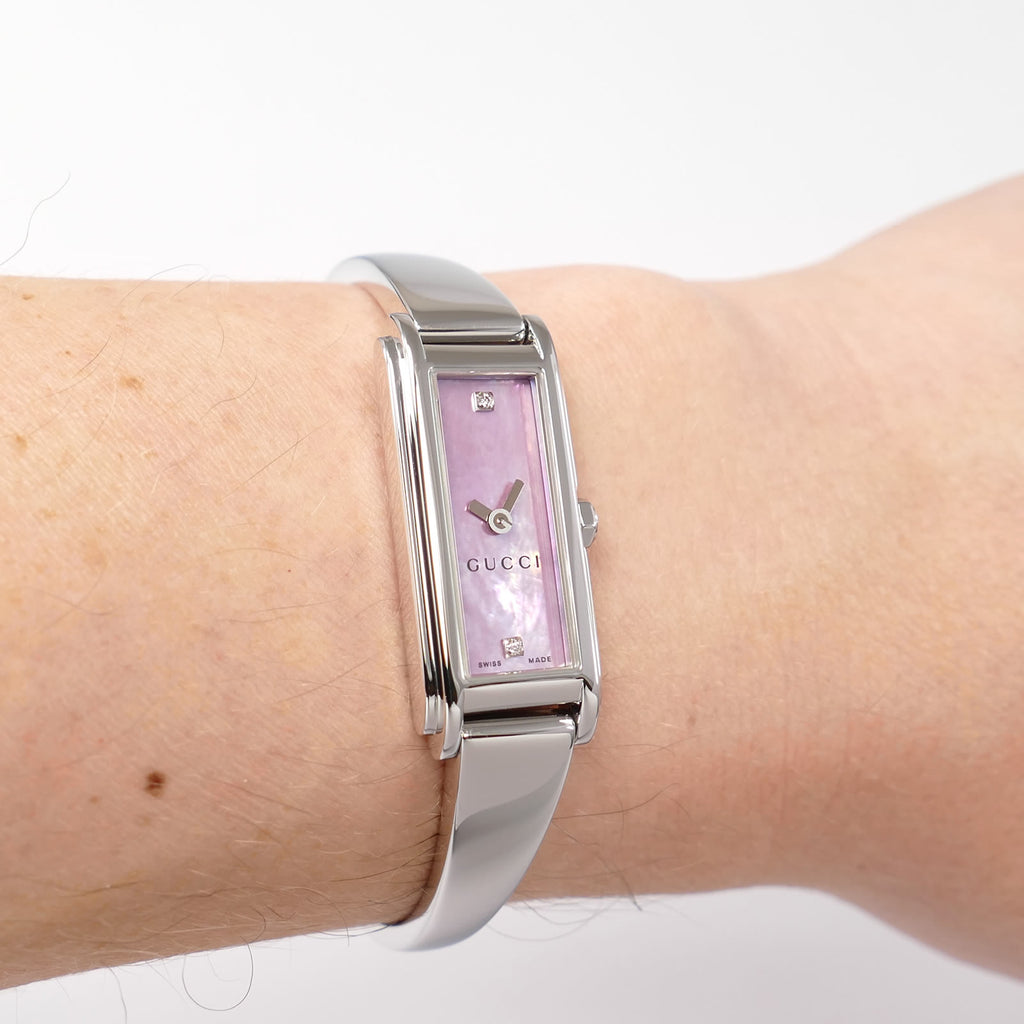 Gucci G-Line 109 Pink dial on the wrist