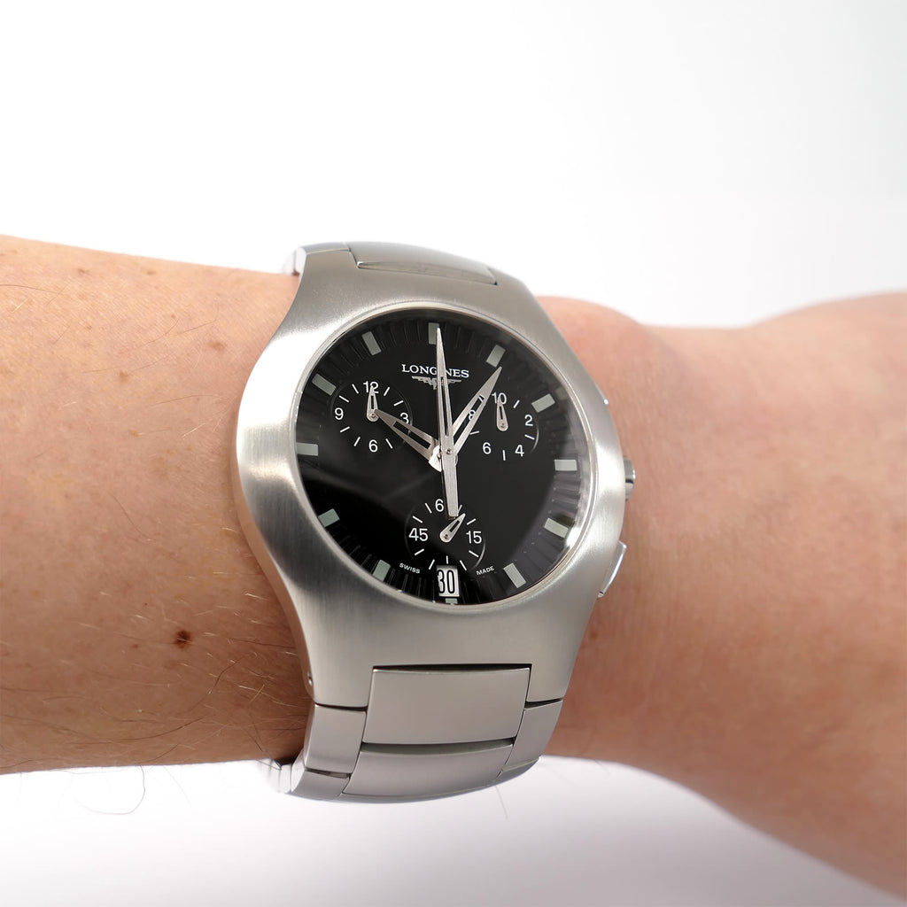 Longines DolceVita Oposition L3.618.4 Black dial on the wrist