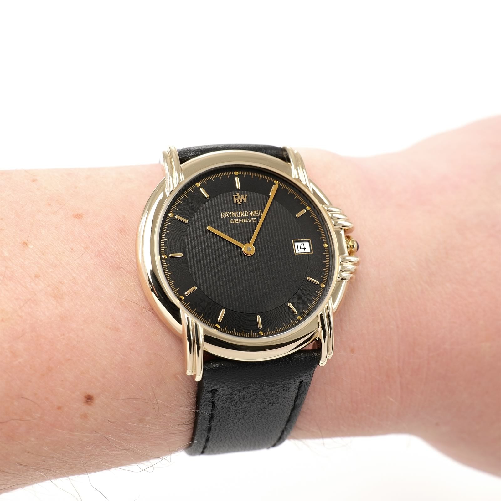 Raymond Weil Geneve 9155 Black Dial 18k Gold Plated men's watch on the wrist