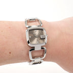 Gucci G 125.5 Brown Sunburst Dial on the wrist