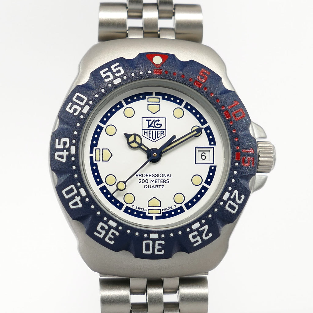 TAG Heuer Formula 1 WA1419 White & Blue dial close up