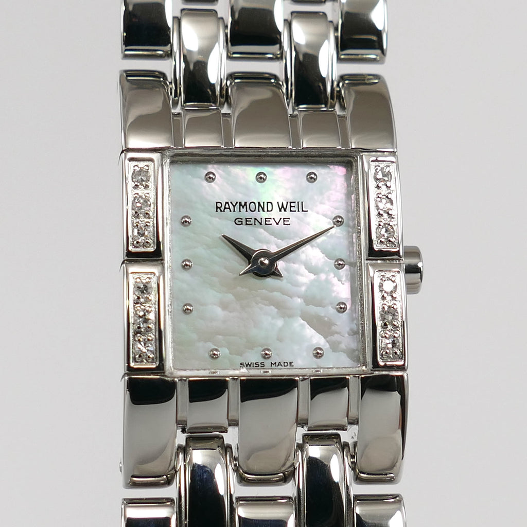 Raymond Weil Tema 5886 Iridescent Square Mother of Pearl Dial and 12 Diamonds close up