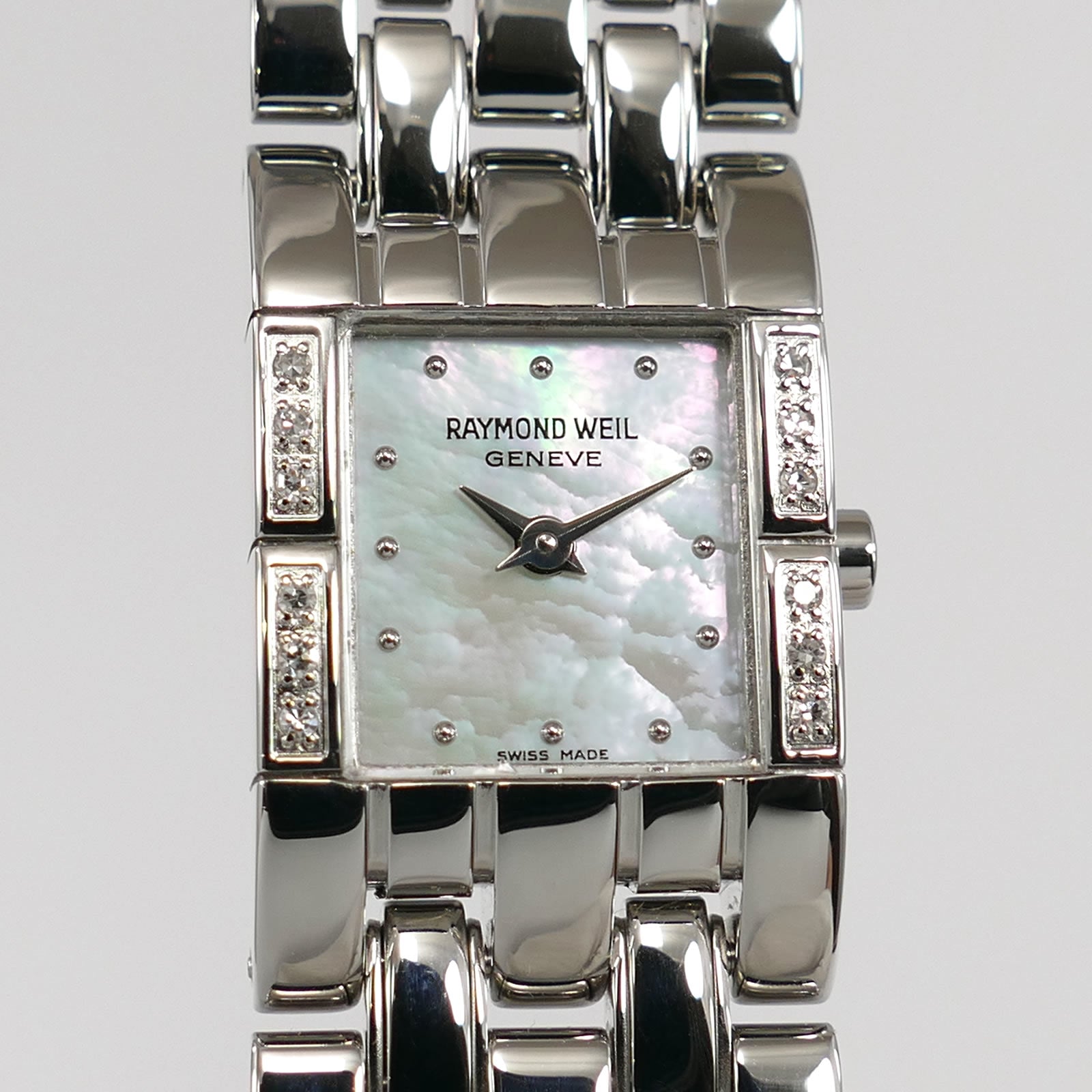 Raymond Weil Tema 5886 Iridescent Square Mother of Pearl Dial and 12 Diamonds close up