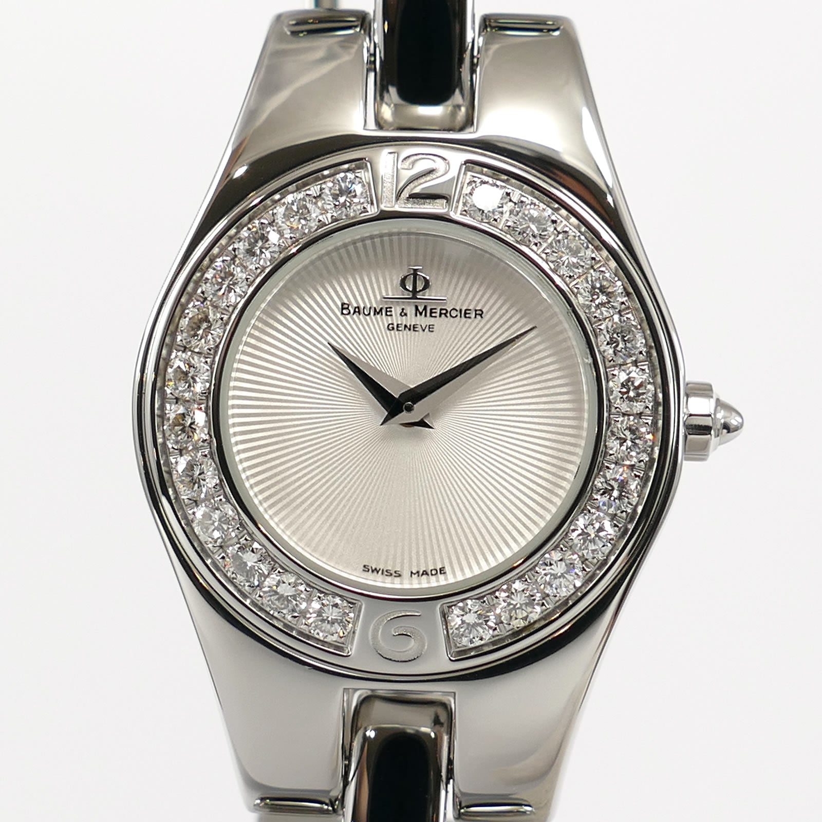 Baume & Mercier Linea 65339 Silver Guilloche Dial 24 Diamond Bezel close up