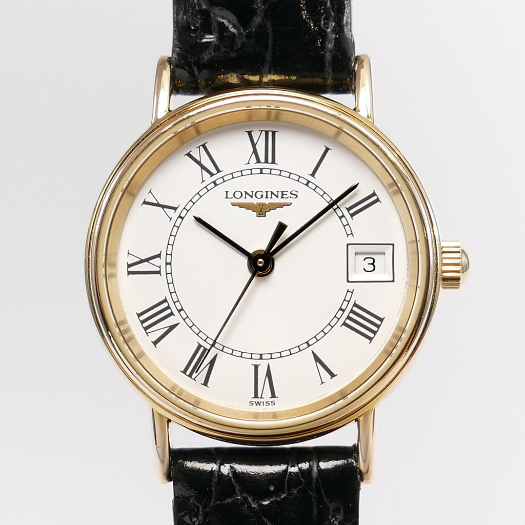 Longines Présence L4.136.2 White Roman Numeral Dial close up