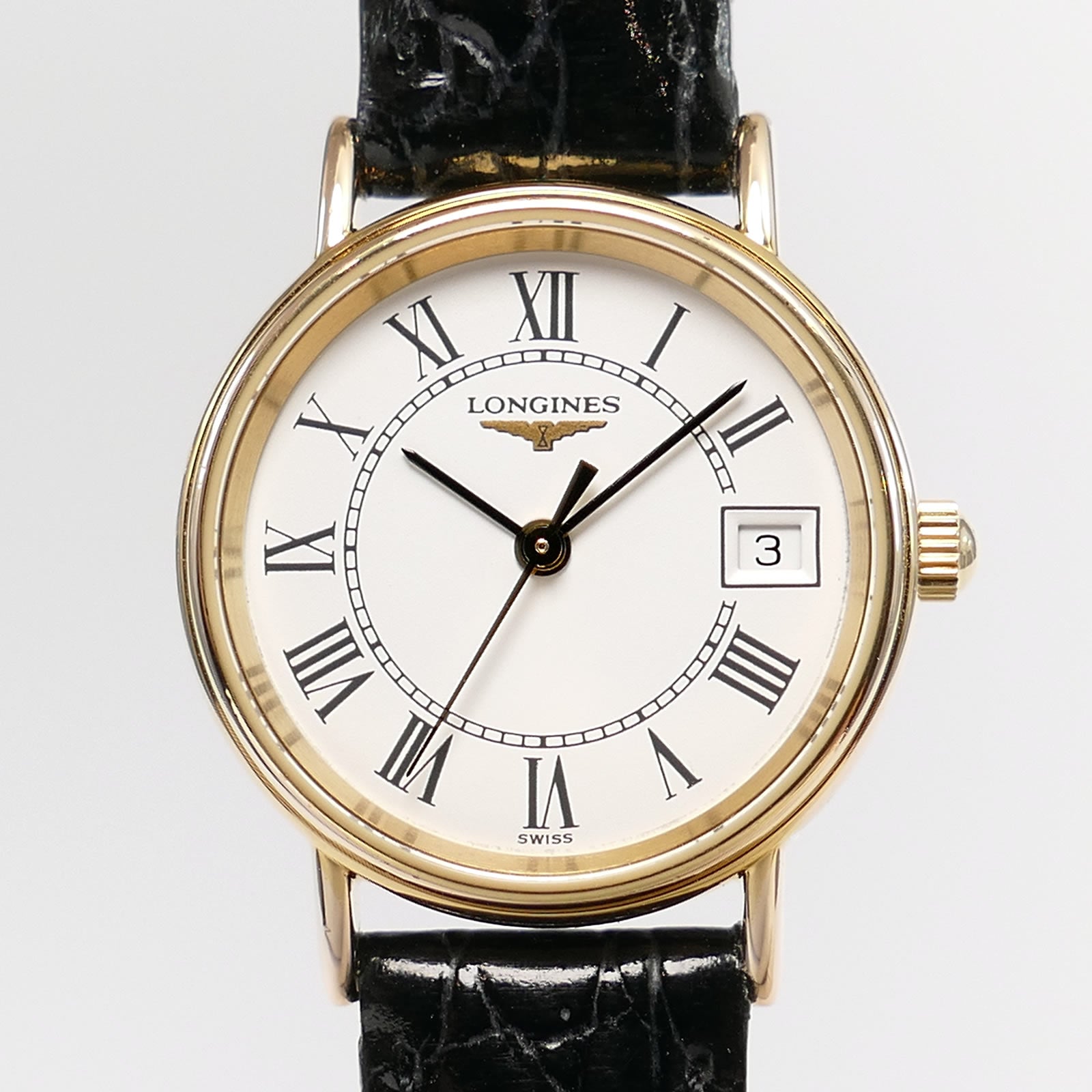 Longines Présence L4.136.2 White Roman Numeral Dial close up