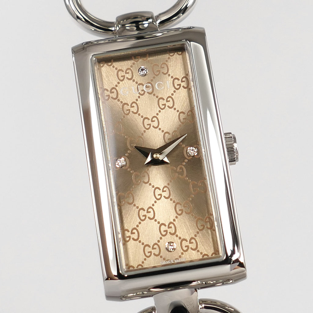 Gucci Tornabuoni 119 YA119508 dial close up with diamonds
