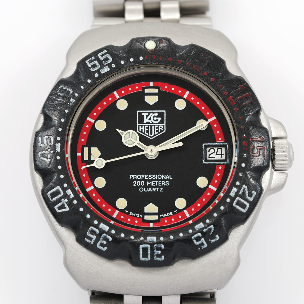 TAG Heuer Formula 1 WA1214 Black and Red dial close up