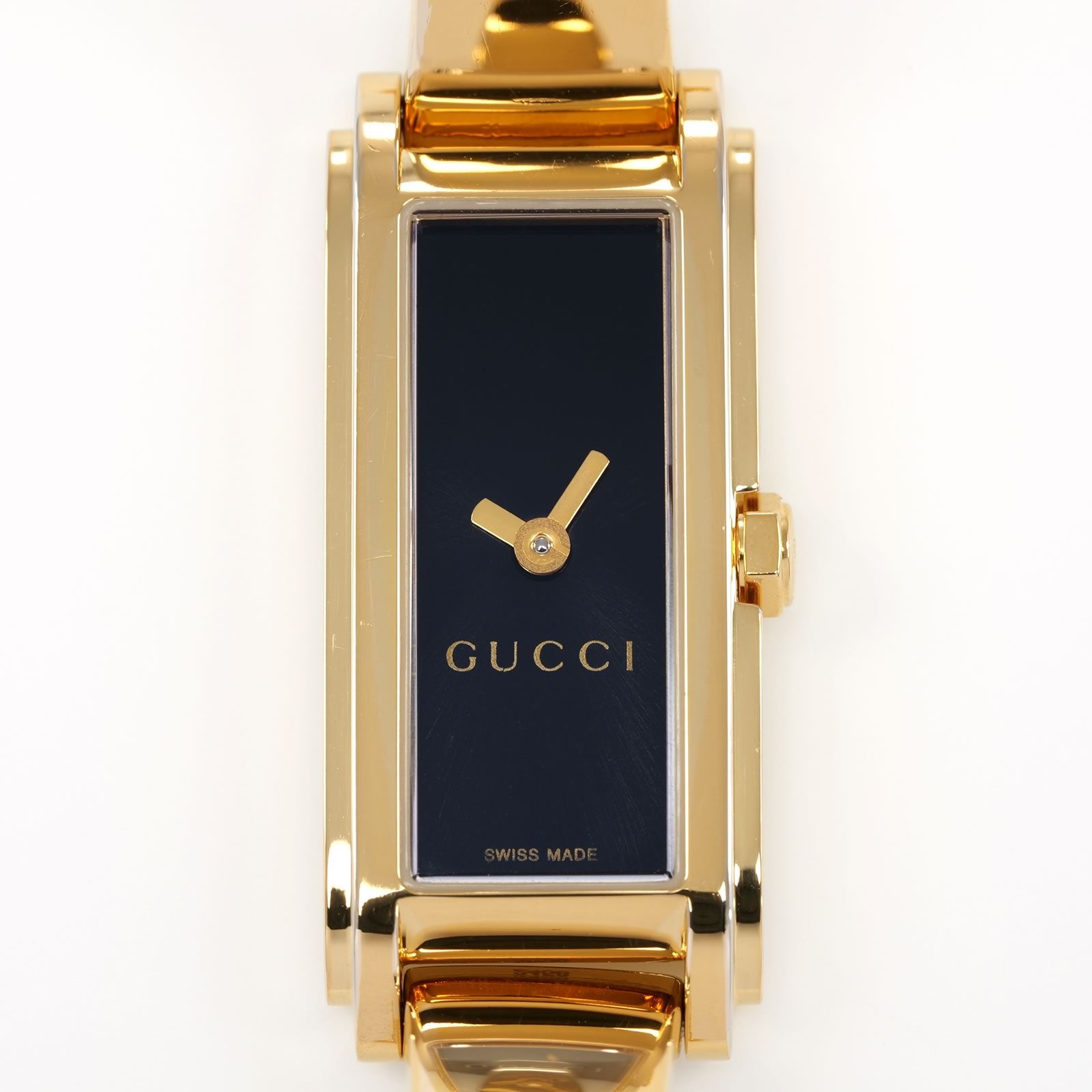 Gucci G-Line 109 Black dial close up