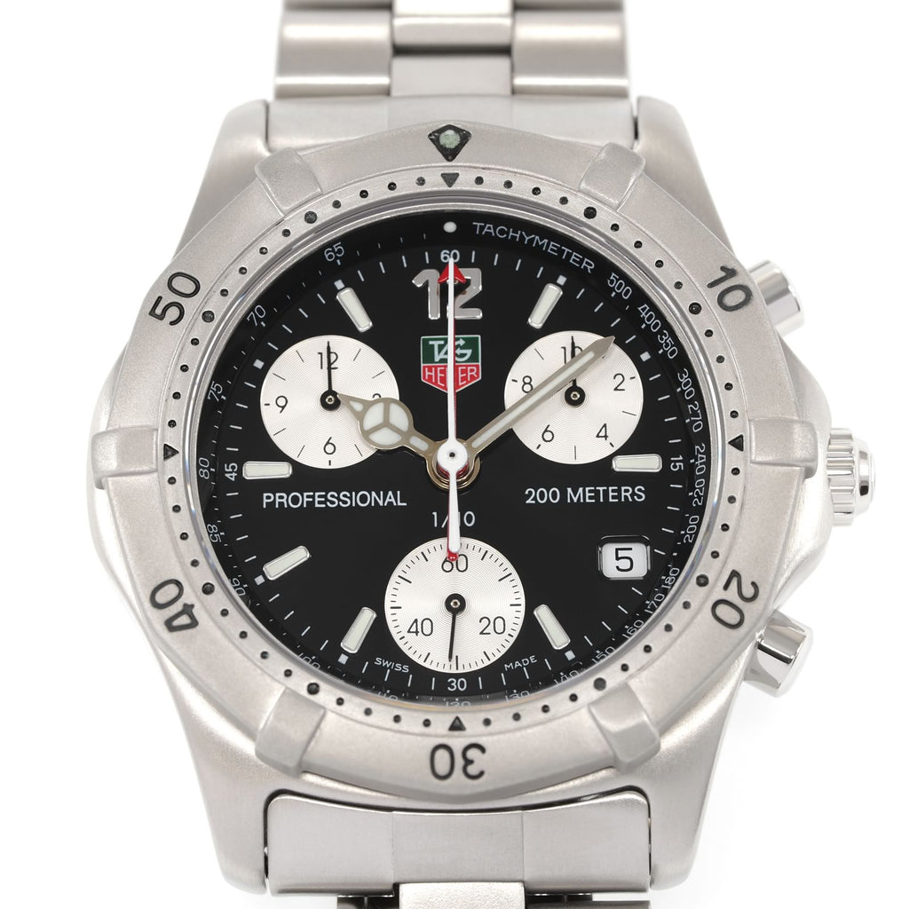TAG Heuer 2000 Chronograph CK1110-0 Black / Silver dial close up