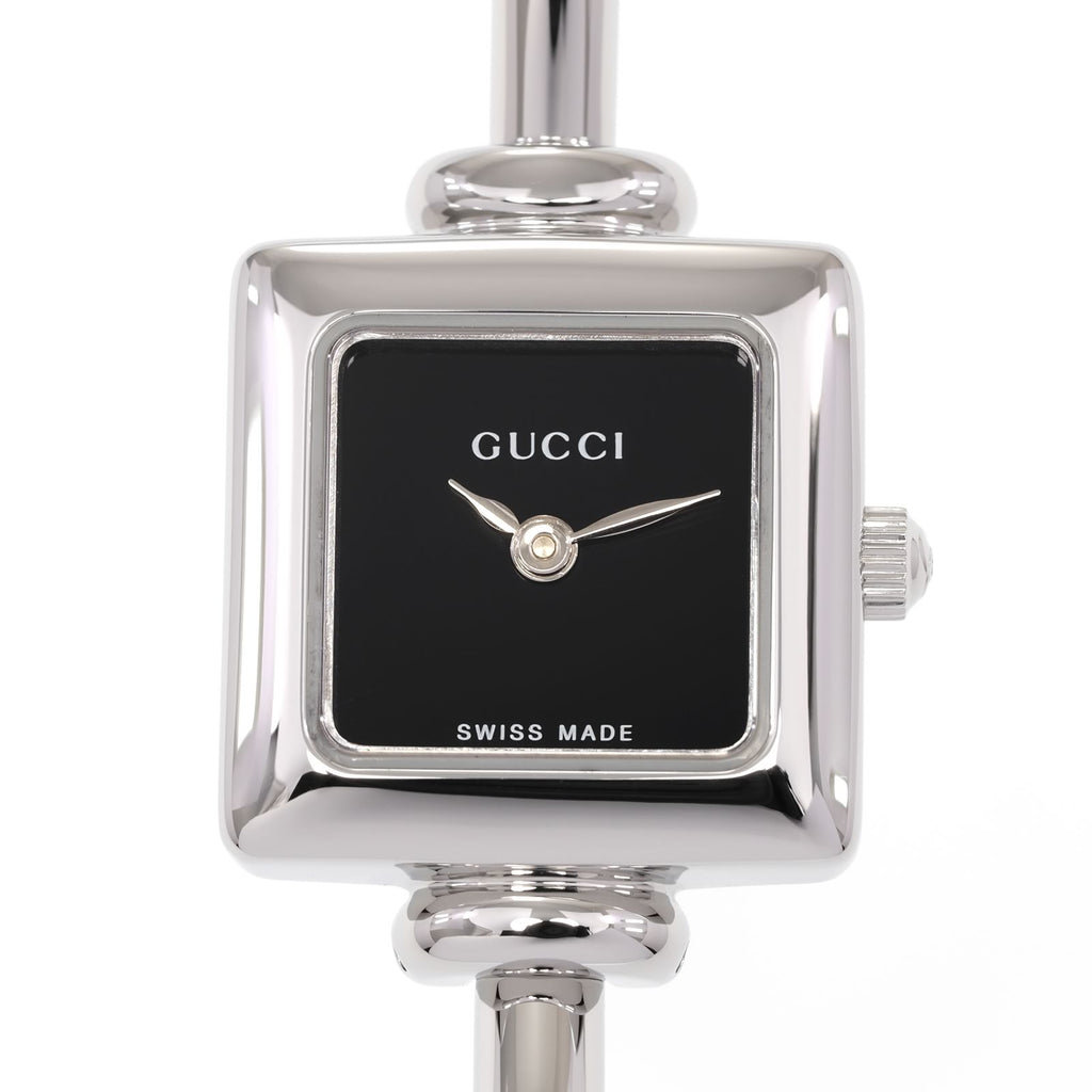 Gucci 1900L Black Dial close up