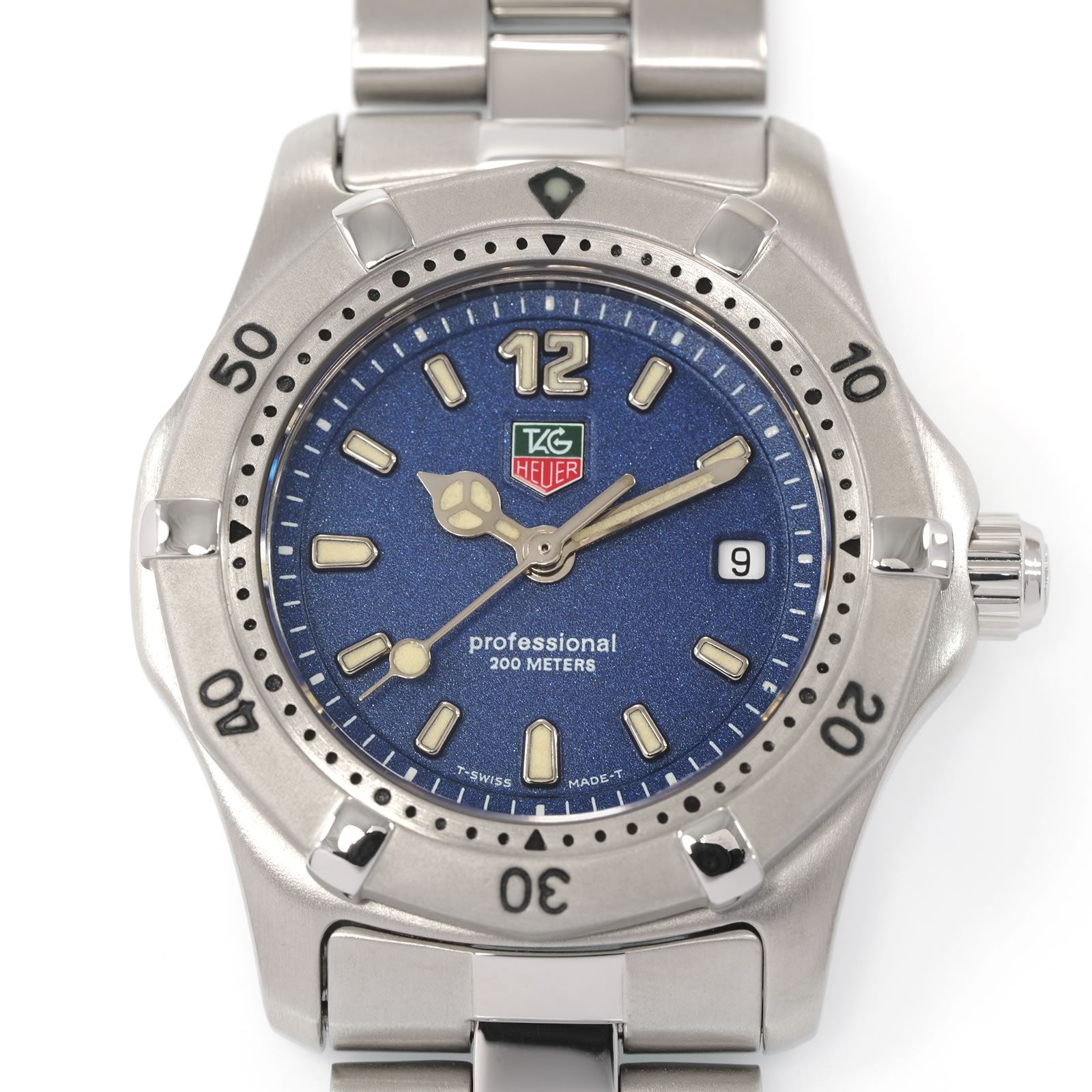 TAG Heuer 2000 WK1313 Blue Dial with fleck close up