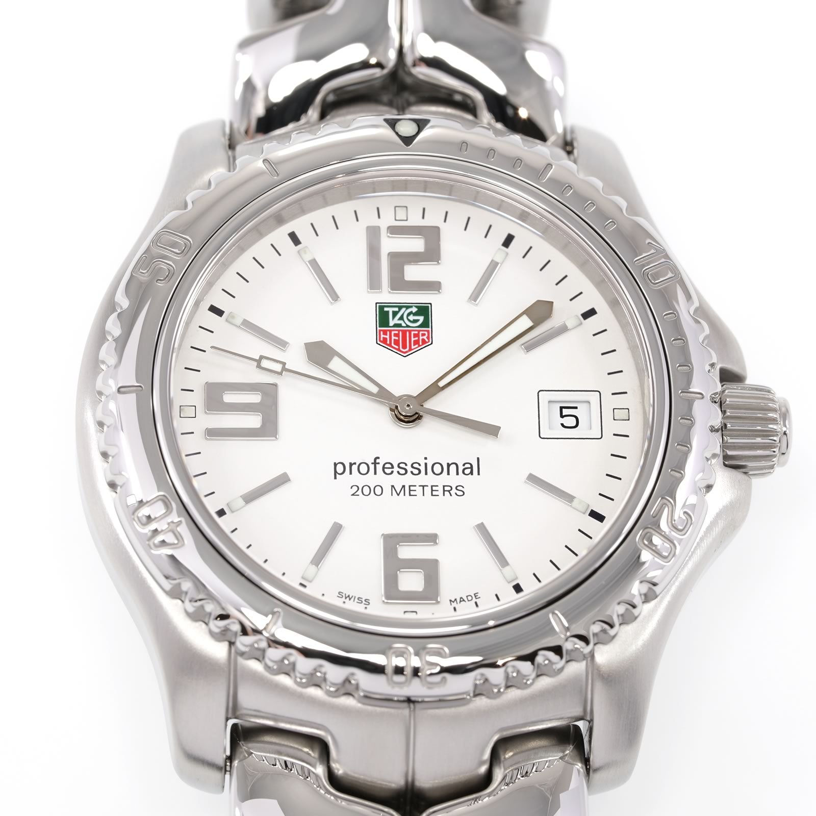 TAG Heuer Link WT1114 White Dial Arabic Numerals close up