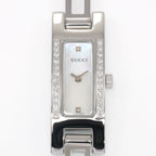 Gucci 3900L White Mother of Pearl Iridescent Rectangular dial close up