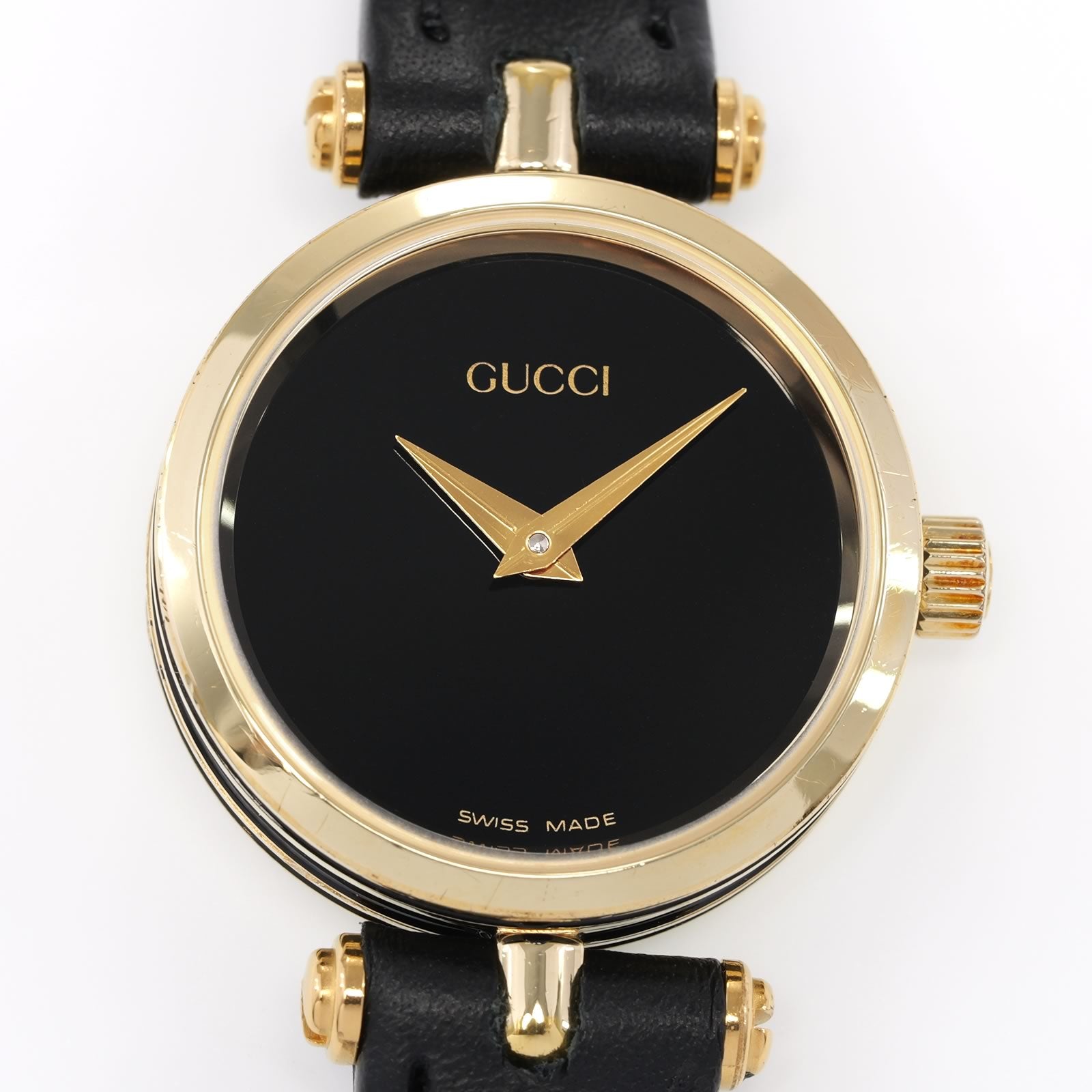 Gucci 2000L Black Dial close up