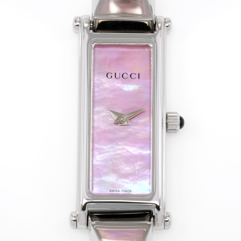Gucci 1500L Pink Mother of Pearl iridescent dial close up