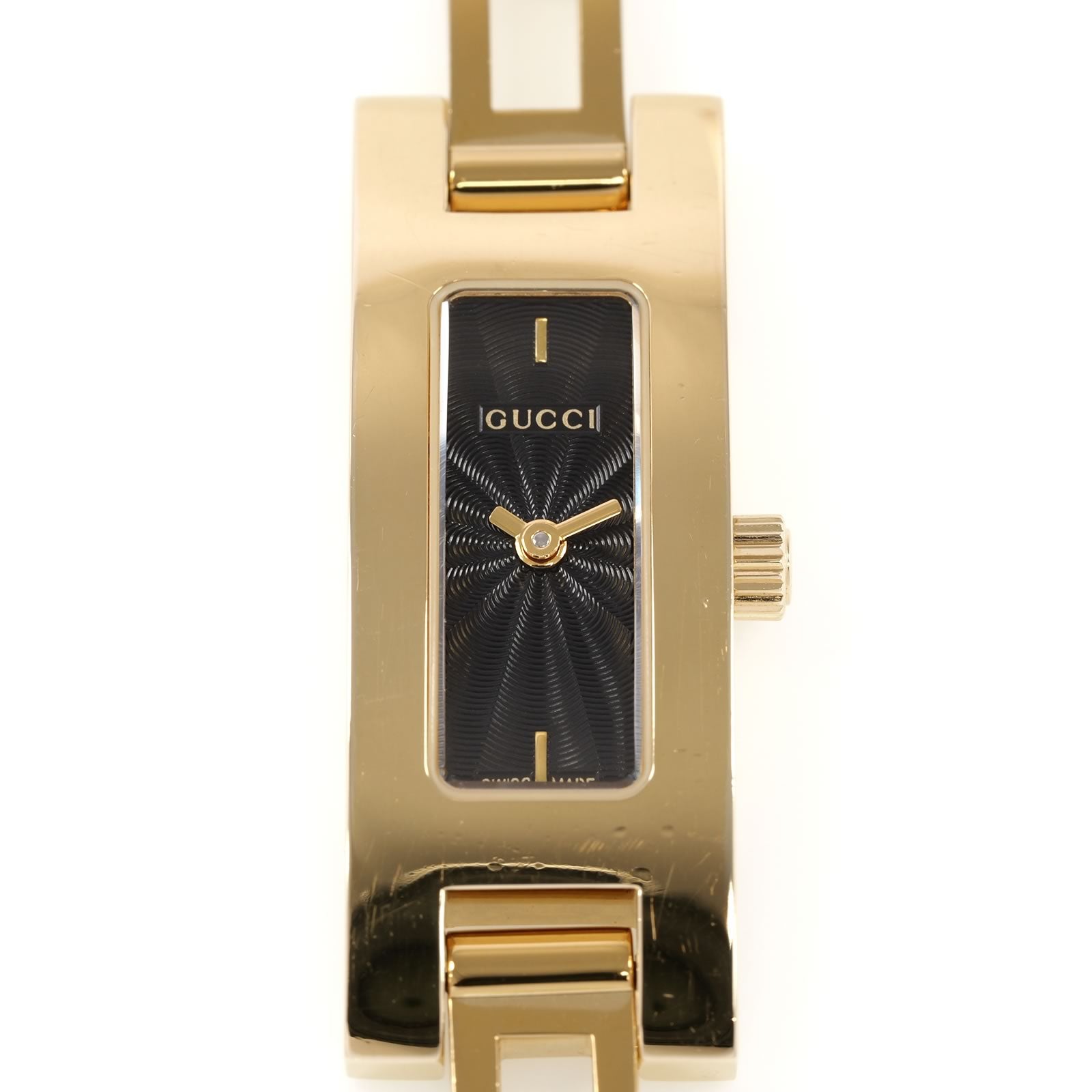 Gucci 3900L Black Guilloche Dial Rectangular close up