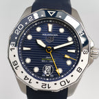 TAG Heuer Aquaracer GMT WBP2010 sunburst teaked dial close up