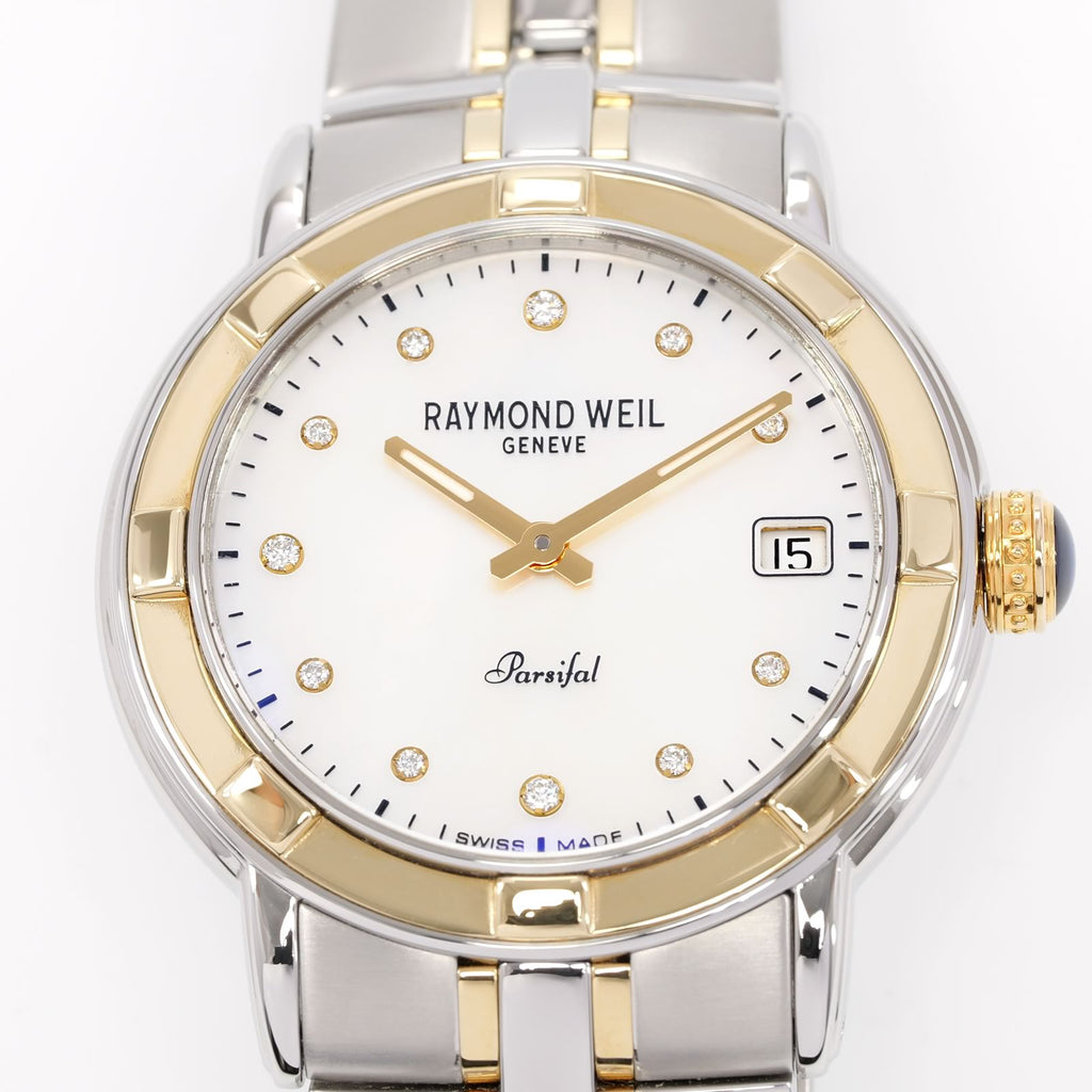 Raymond Weil Parsifal 9540 White Mother of Pearl and diamond dial close up