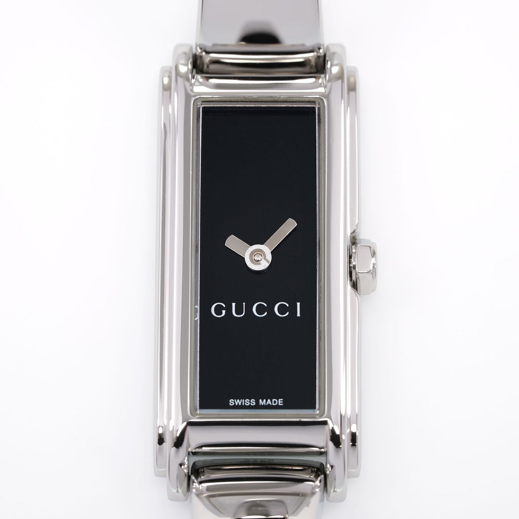 Gucci G-Line 109 Black Dial Rectangular close up