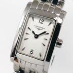 Longines DolceVita L5.158.4 Ladies 16mm White Dial close up