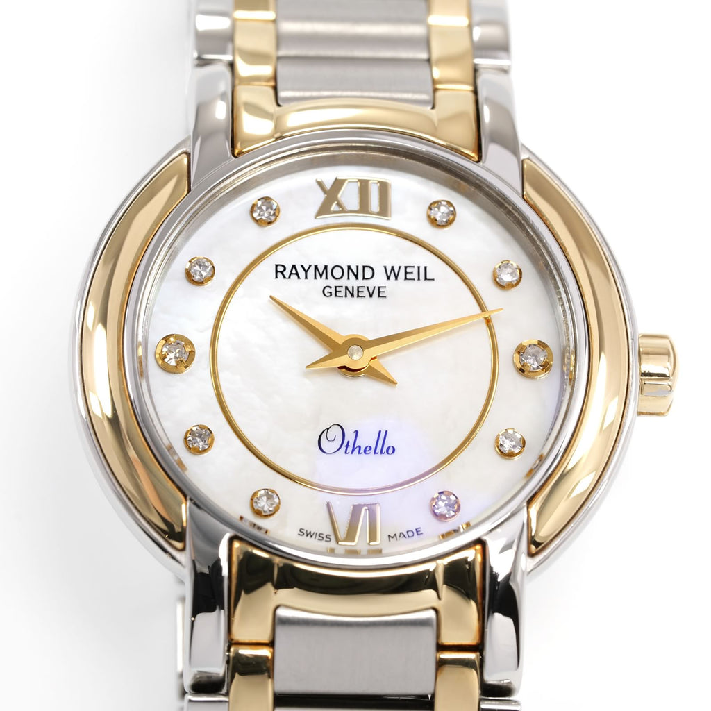 Raymond Weil Othello 2320 White Mother of Pearl dial with Diamond markers close up