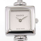 Gucci 1900L Brushed Silver Dial close up