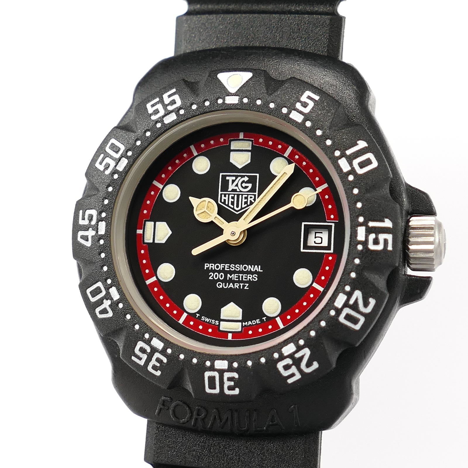 TAG Heuer Formula 1 383.508 Black & Red dial close up