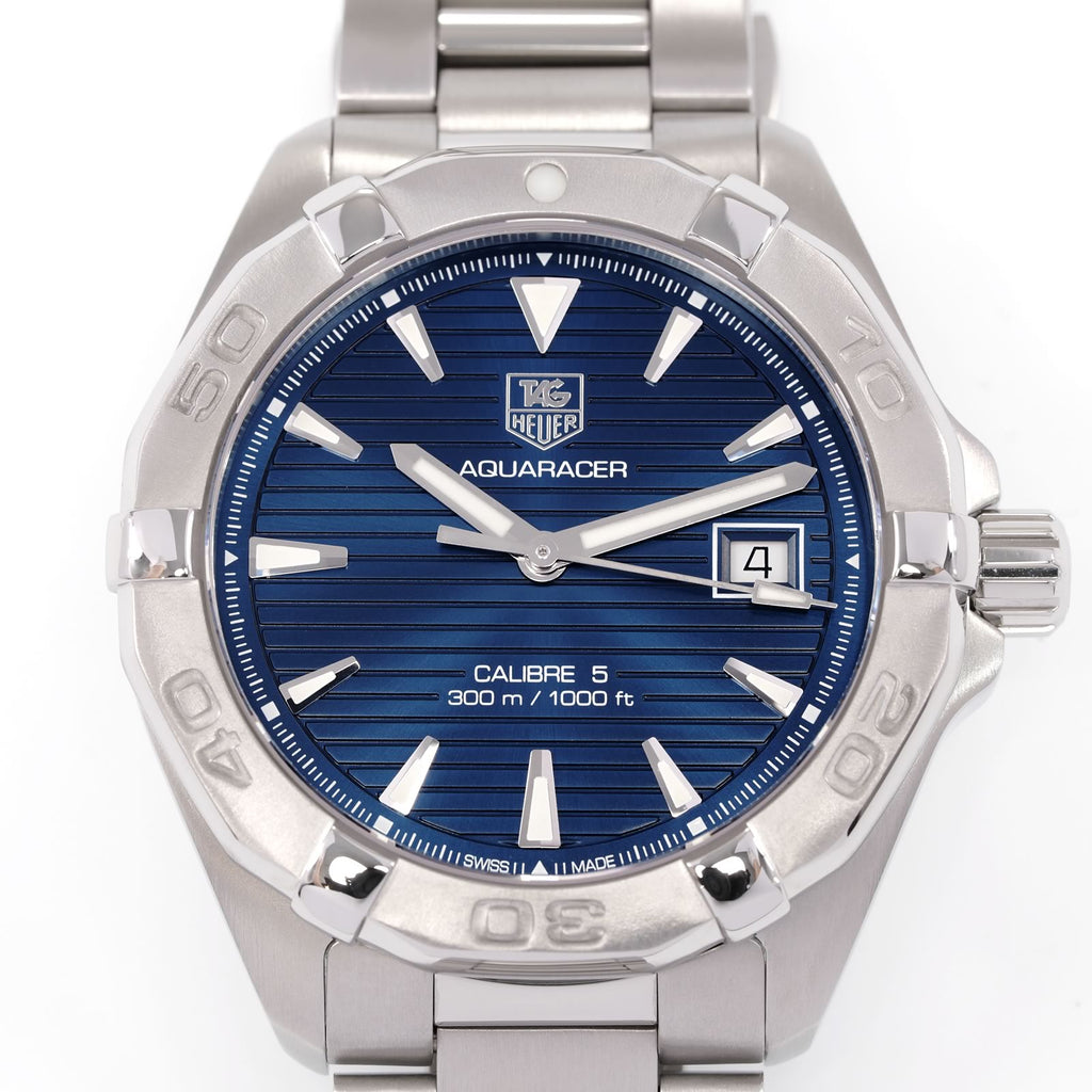 TAG Heuer Aquaracer WAY2112 Blue sunburst teaked dial close up