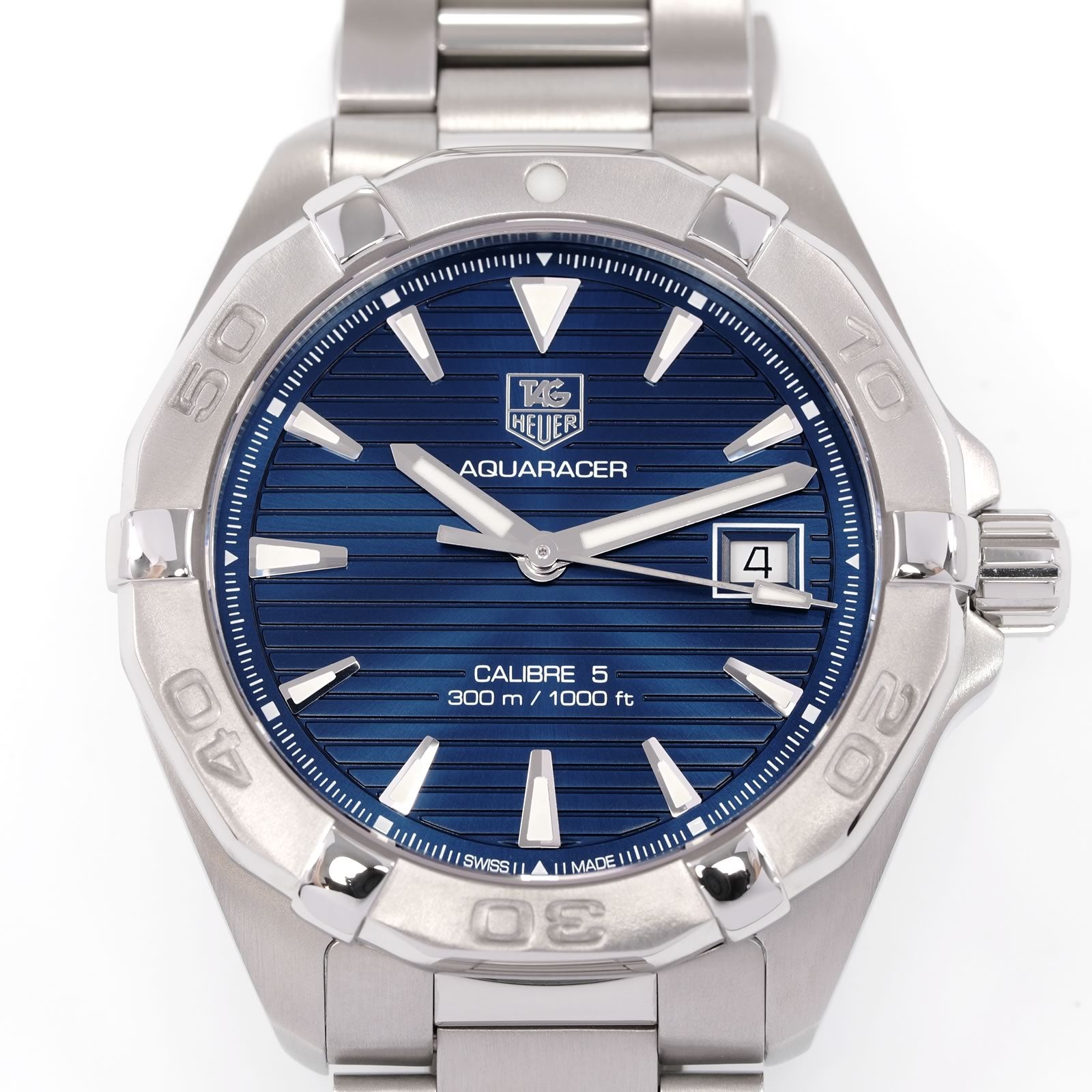 TAG Heuer Aquaracer WAY2112 Blue sunburst teaked dial close up