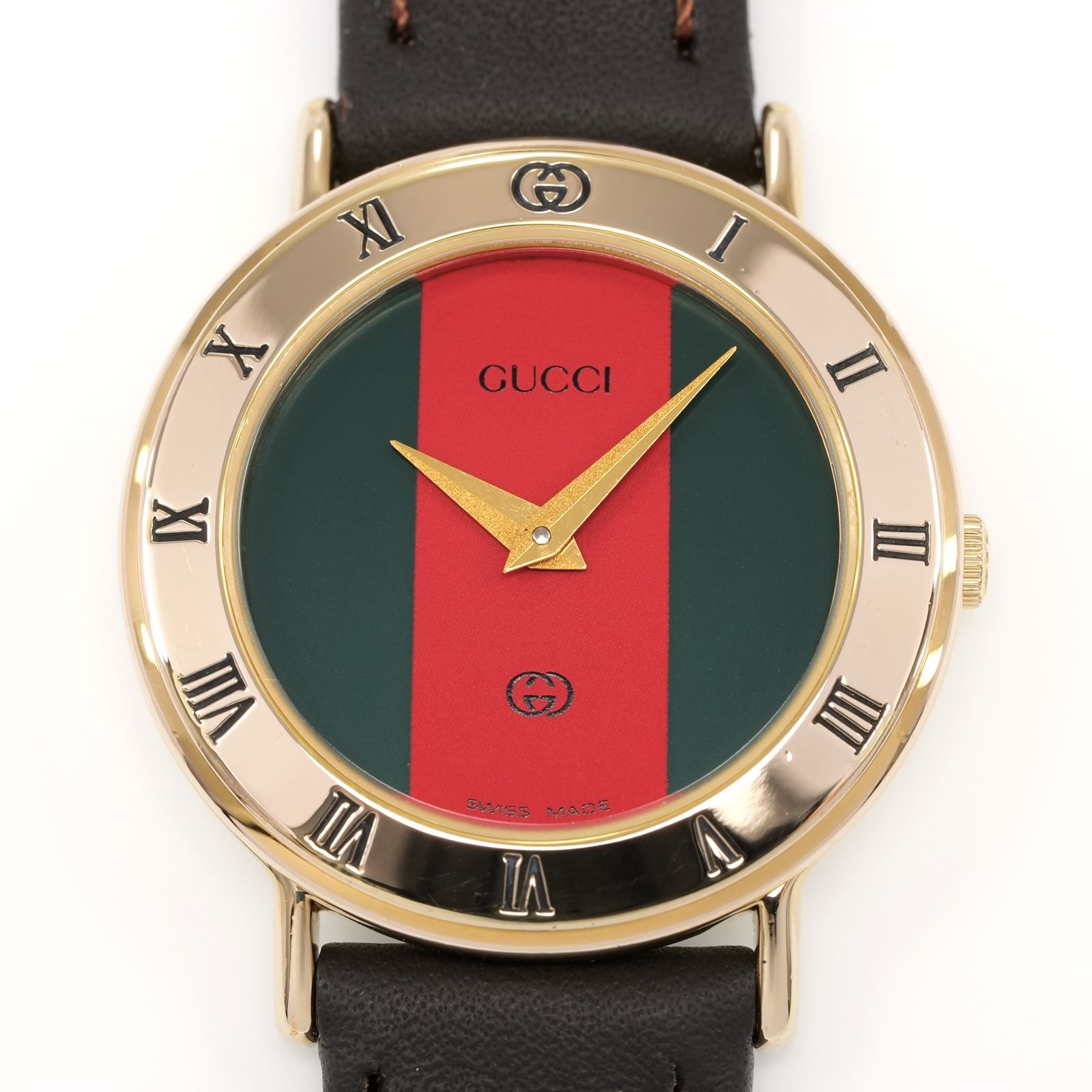 Gucci 3000L Red & Green Dial close up