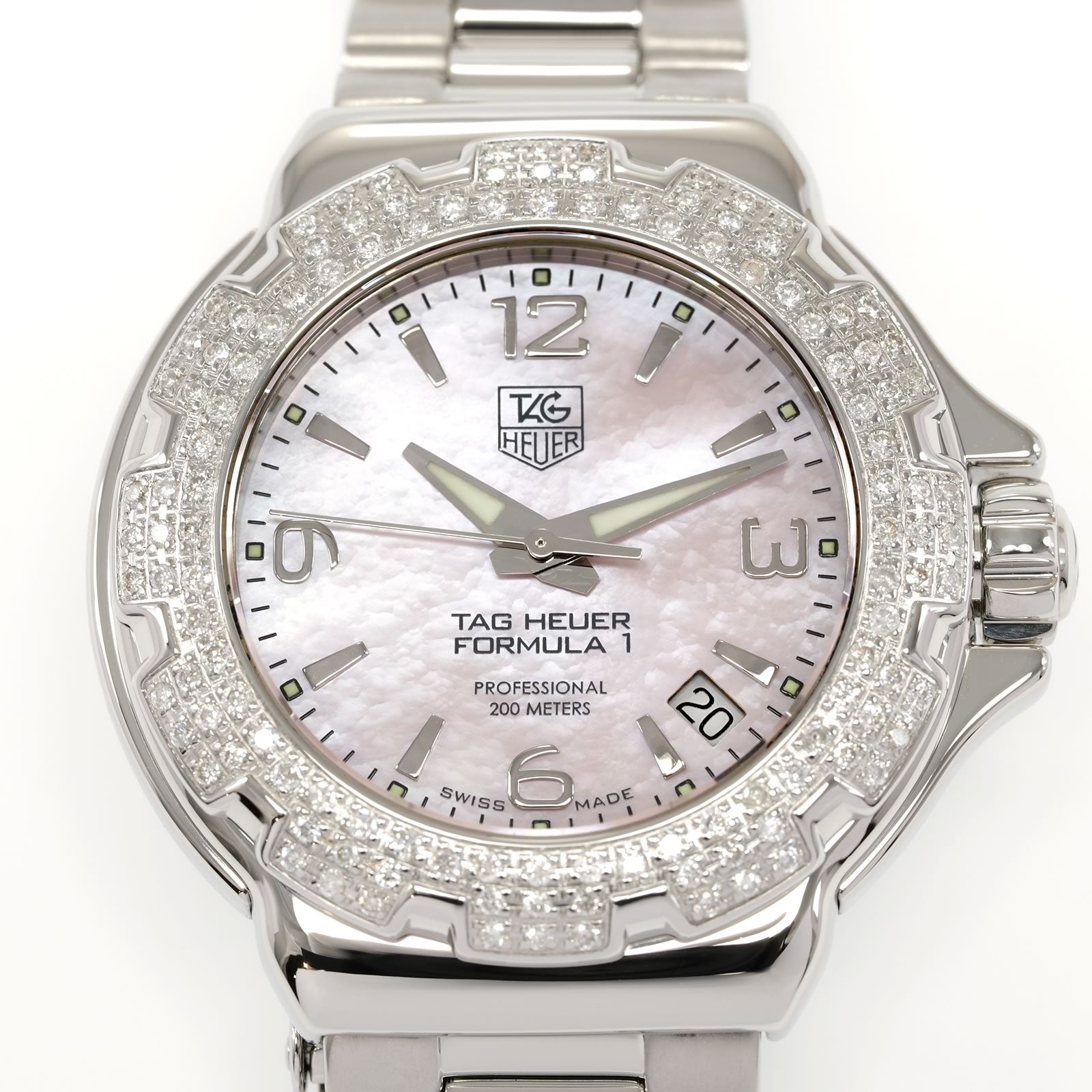 TAG Heuer Formula 1 WAC1216 Pink Mother of Pearl Dial close up