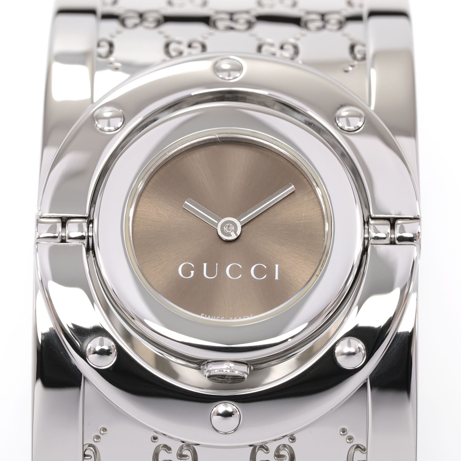 Gucci Twirl 112 Brown Sunburst Dial close up