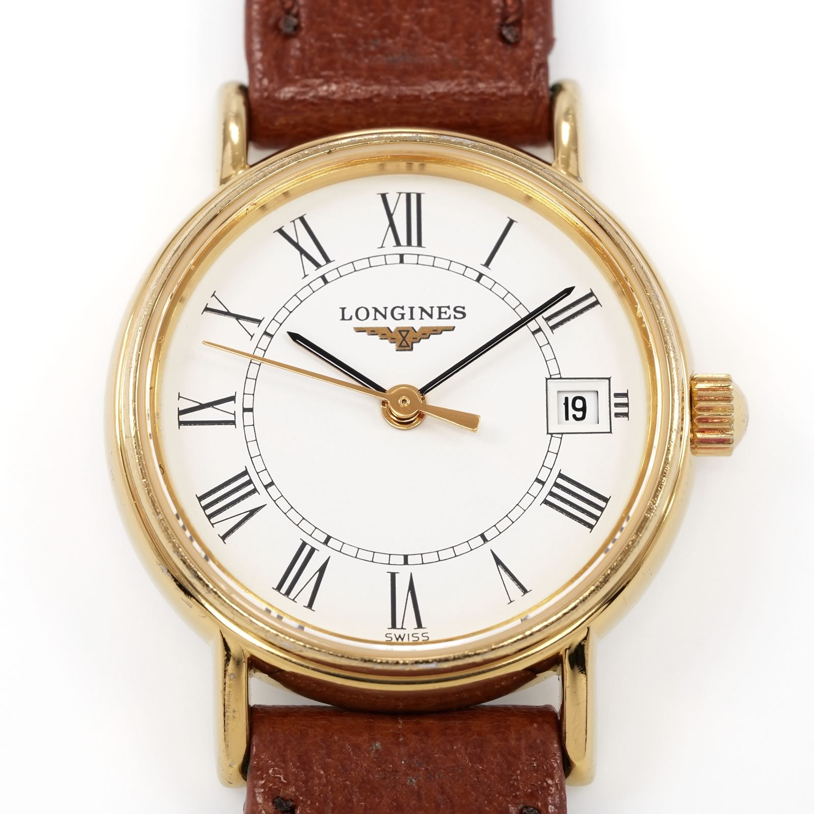Longines Présence L4.220.2 White Roman Numeral Dial close up